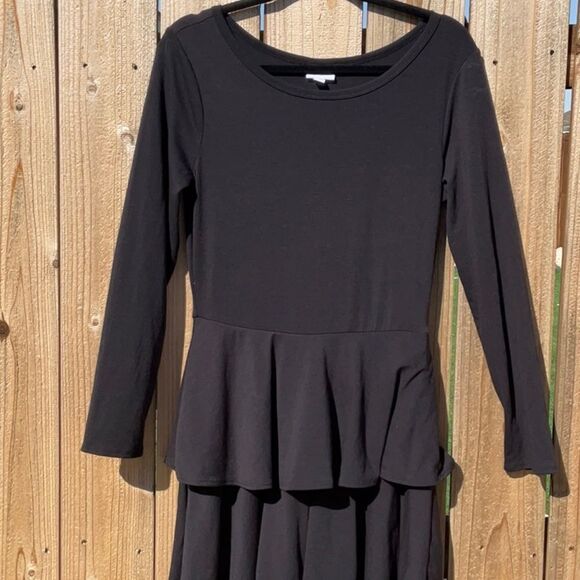Take 50% OFF- LulaRoe Elegant Black Tiered Dress, Size-M - Picture 3 of 11